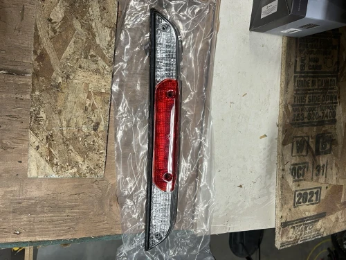 Ford Super Duty Used OEM Third Brake Light FL3Z13A613C
