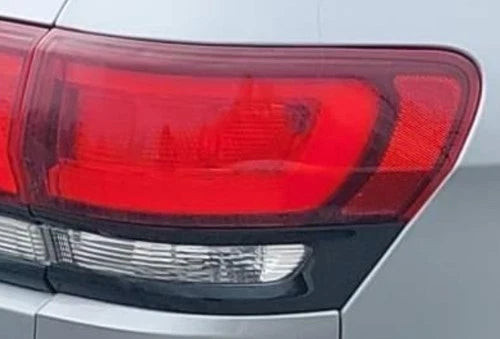 2014-2022 Jeep Grand Cherokee RH Passenger Quarter Panel Mounted Tail Light used OEM tail light assembly