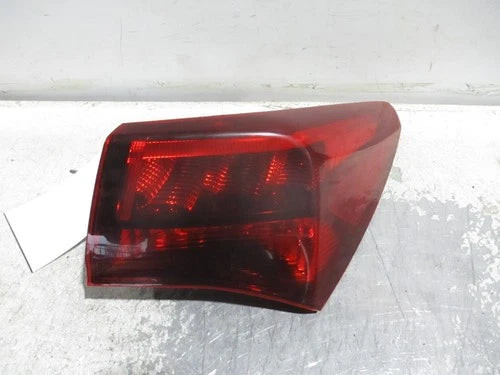 2015-2017 Acura TLX Passenger RH Tail Light Lamp OEM used OEM tail light assembly