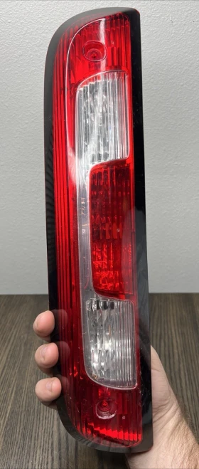 2014-2024 GMC / Chevrolet / Ram Sierra / Silverado / 1500 Used Third Brake Light