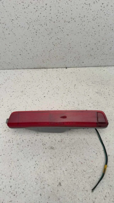 2000-2005 Honda Odyssey Used Third Brake Light
