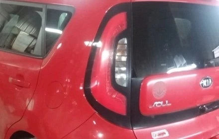 14 15 16 17 18 19 Kia Soul Driver LH Quarter Mounted Tail Lamp Light OEM used OEM tail light assembly