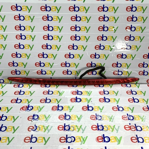 2007-2010 Hyundai Entourage Red Used OEM Third Brake Light