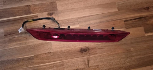 2016-2021 Hyundai Tucson LED Used OEM Third Brake Light