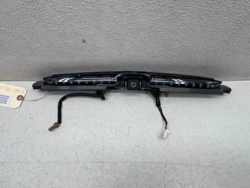 2011 Infiniti G37 Convertible With Camera Used OEM Third Brake Light LOT3297