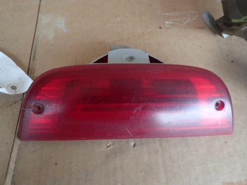 2002-2007 Jeep Liberty Used OEM Third Brake Light 55155832