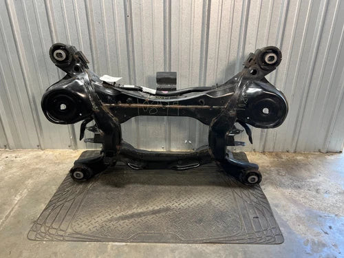 2017-2024 LAND ROVER DISCOVERY 3.0L REAR SUBFRAME SUB FRAME OEM