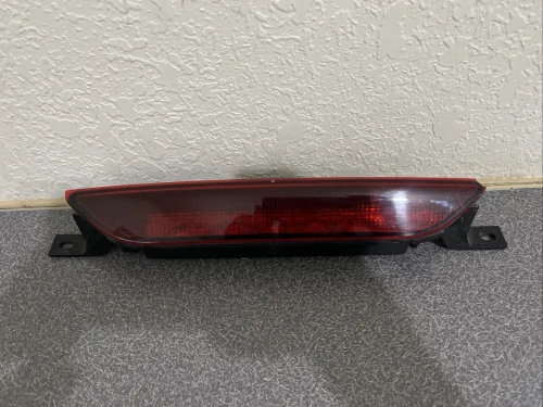2011-2018 Jeep Grand Cherokee LED Used OEM Third Brake Light
