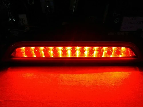 2006-2014 Kia Sedona LED Used OEM Third Brake Light