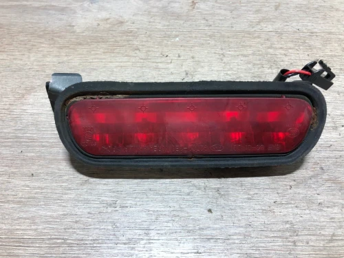 2009 Kia Sorento Used Third Brake Light