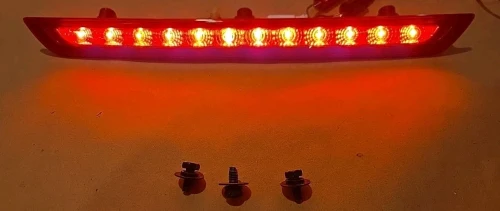 2011-2015 Kia Sorento LED Red Used OEM Third Brake Light 92750-2P0
