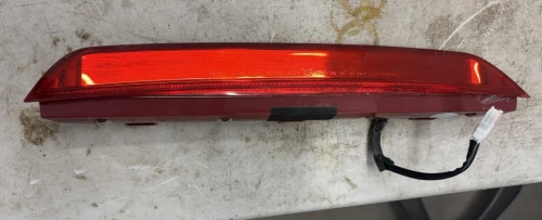 2014-2015 Kia Sorento 3.3L LED Used OEM Third Brake Light