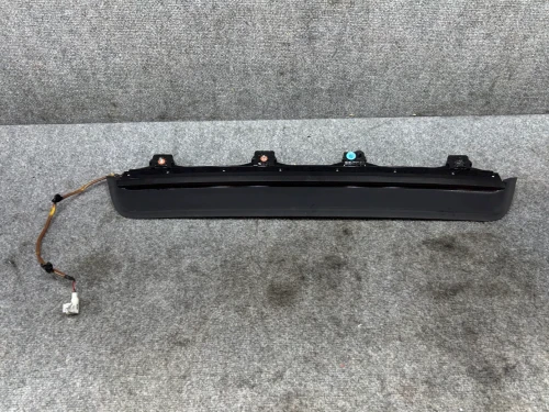 2019-2020 Kia K900 Used OEM Third Brake Light