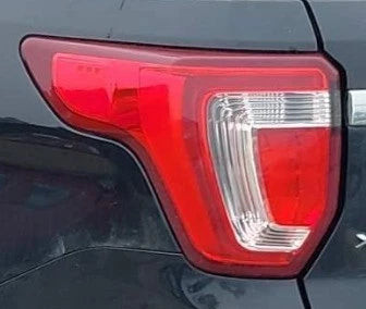 2016-2019 Ford Explorer LH Driver Tail Light Lamp OEM used OEM tail light assembly