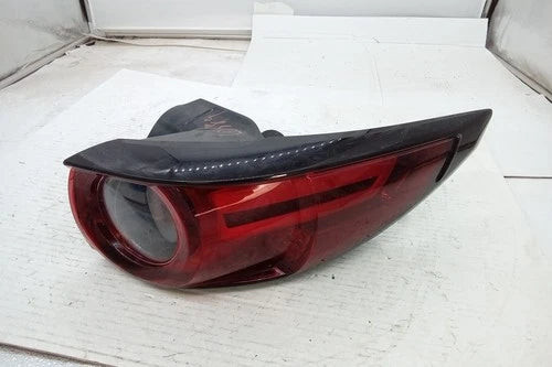 2020 Mazda CX5 Passenger RH Tail Lamp Quarter Panel Mounted OEM used OEM tail light assembly