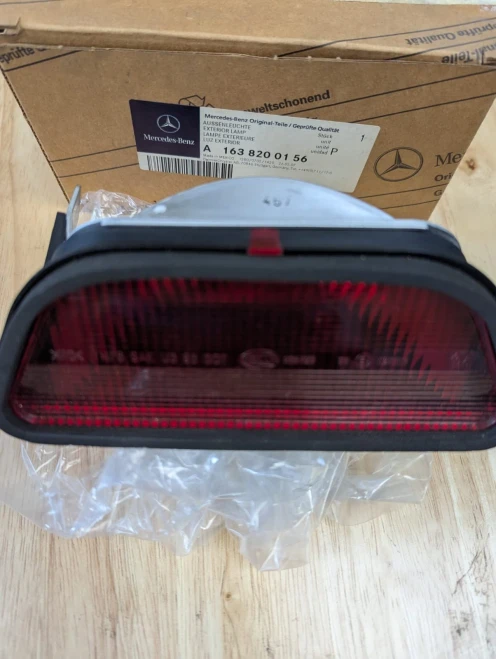 1998-2003 Mercedes-Benz ML320 / ML350 Used OEM Third Brake Light A1638200156