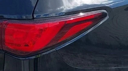 2016-2020 Infiniti QX60 RH Passenger Quarter Panel Mounted Tail Light Lamp OEM used OEM tail light assembly