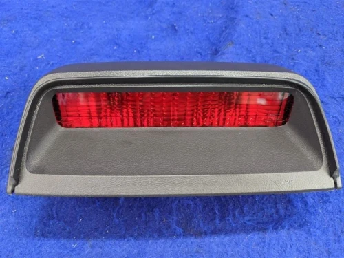 2003-2004 Mercury Marauder 4.6L Used OEM Third Brake Light
