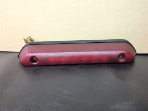 1995-1997 Nissan D21 / Hardbody / Pickup Used Third Brake Light