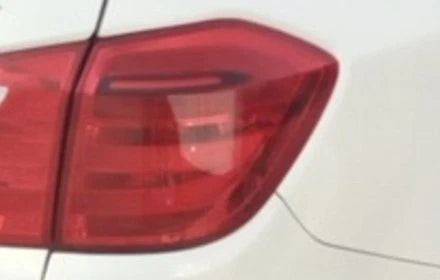 13-16 Mercedes-Benz GL Class Right Passenger Quarter Mounted Tail Light Lamp OEM used OEM tail light assembly