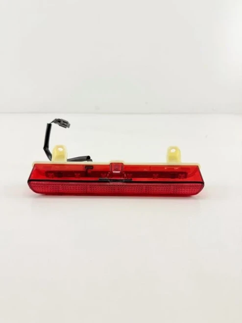 2004 Nissan Elgrand Used Third Brake Light