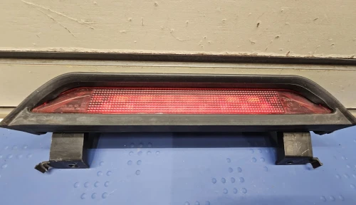 2005-2008 Nissan Pathfinder / Xterra LED Used Third Brake Light