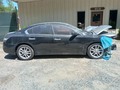2014 Nissan Maxima Used Third Brake Light