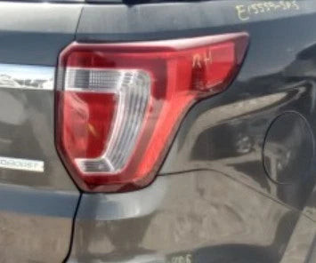 2016 Ford Explorer Passenger Side Tail Light Assembly OEM used OEM tail light assembly