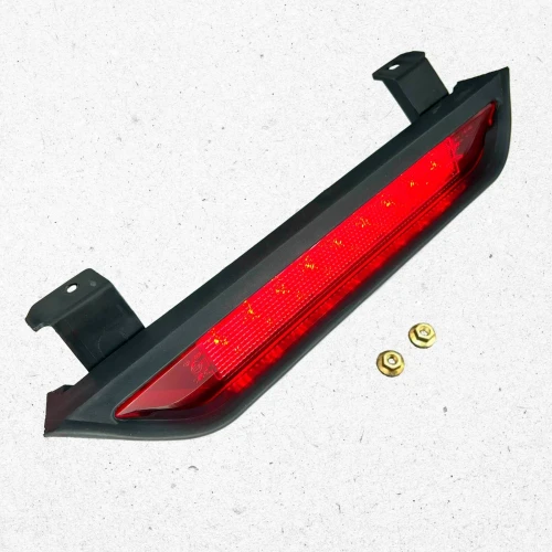 Nissan Pathfinder / Xterra Used OEM Third Brake Light 26590-EA50A