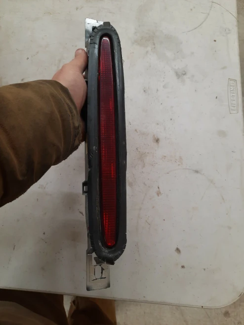 1999-2004 Oldsmobile Alero Used OEM Third Brake Light