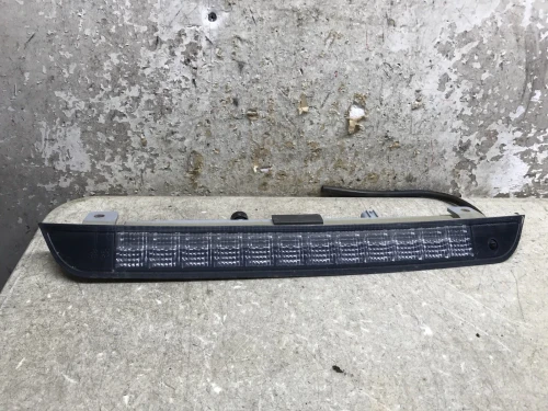2005-2006 Pontiac Torrent Used Third Brake Light