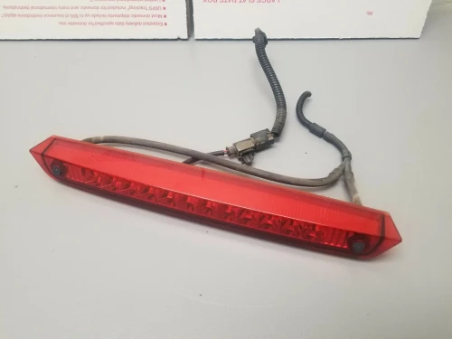 2008-2010 Saturn Vue Used OEM Third Brake Light
