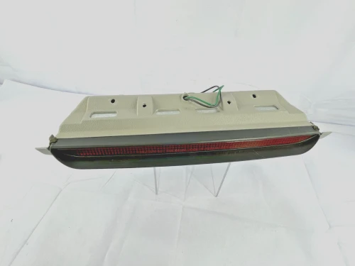 2000-2004 Subaru Outback Gray Used OEM Third Brake Light 84701AE02AGF