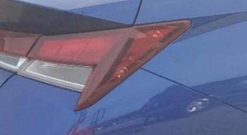 2021-2023 Hyundai Elantra RH Passenger Tail Light Lamp OEM used OEM tail light assembly