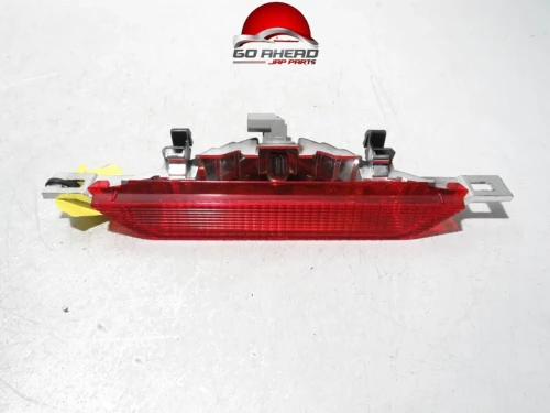 2002-2007 Toyota Corolla Used Third Brake Light