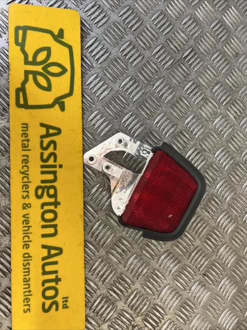 2003-2008 Toyota Avensis Sedan Used Third Brake Light