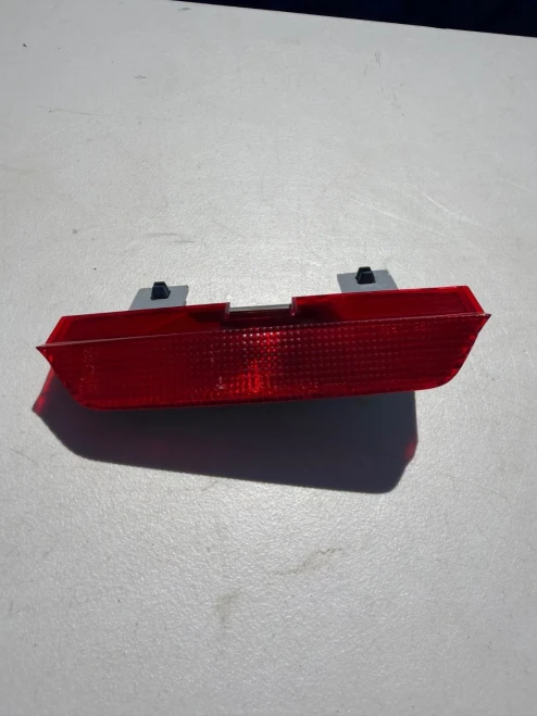 2004 Toyota RAV4 Used OEM Third Brake Light