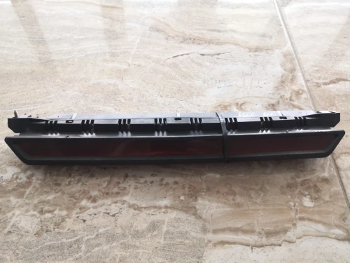 1999 Volkswagen Passat Used Third Brake Light
