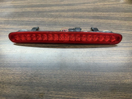 2012-2019 Volkswagen Beetle LED Used OEM Third Brake Light