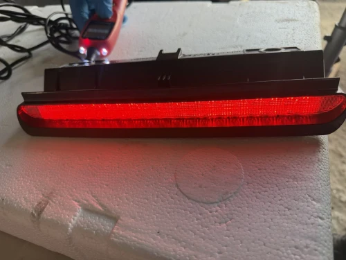 1998-2000 Volvo V70 / XC70 LED Used OEM Third Brake Light 9151490