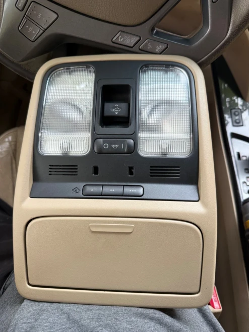 2004-2006 Acura MDX Sunroof Homelink Tan Used Overhead Console