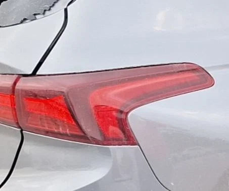 2020 Hyundai Santa Fe Quarter Mount Passenger RH Tail Light Lamp OEM OEM used OEM tail light assembly
