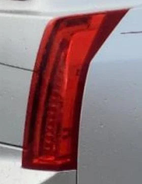 2013-2019 Cadillac ATS RH Passenger Tail Light Lamp OEM used OEM tail light assembly