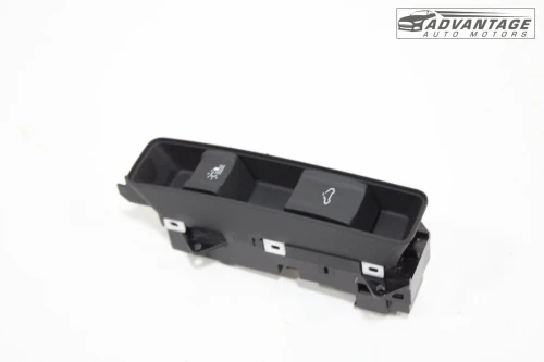2017-2025 Audi Q7 / Quattro Used OEM Overhead Console