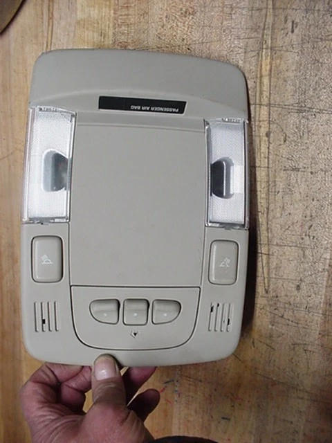 2006-2011 Cadillac DeVille / DTS Homelink Used Overhead Console