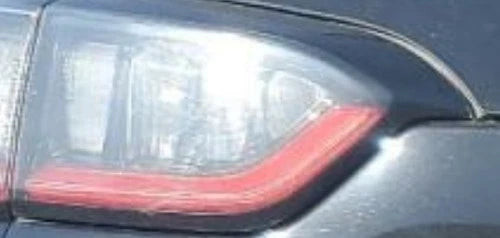 2019-2023 Jeep Cherokee LH Driver Tail Light Lamp OEM used OEM tail light assembly