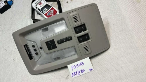 2011 Cadillac SRX Used Overhead Console 20920289