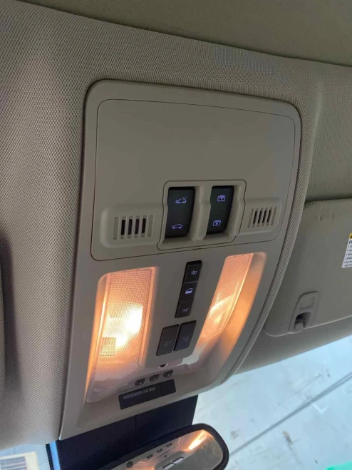 Cadillac SRX Used Overhead Console