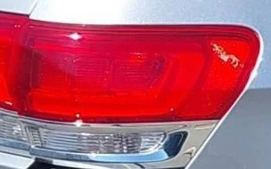 2014-2021 Jeep Grand Cherokee RH Passenger Tail Light Lamp OEM used OEM tail light assembly