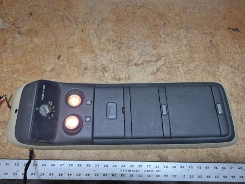 1994-2000 Chevrolet / GMC Suburban / Tahoe Tan Used OEM Overhead Console